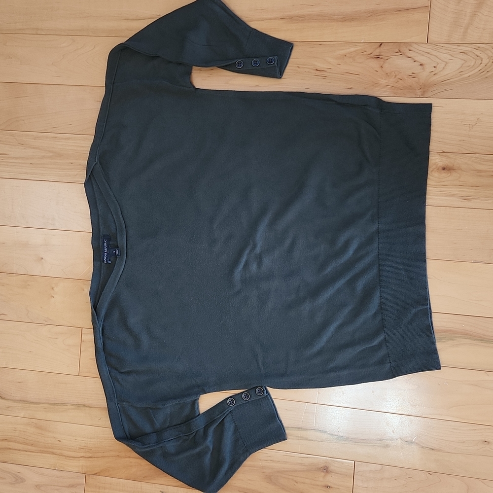 Women's Banana Republic 3/4 length sleeve top